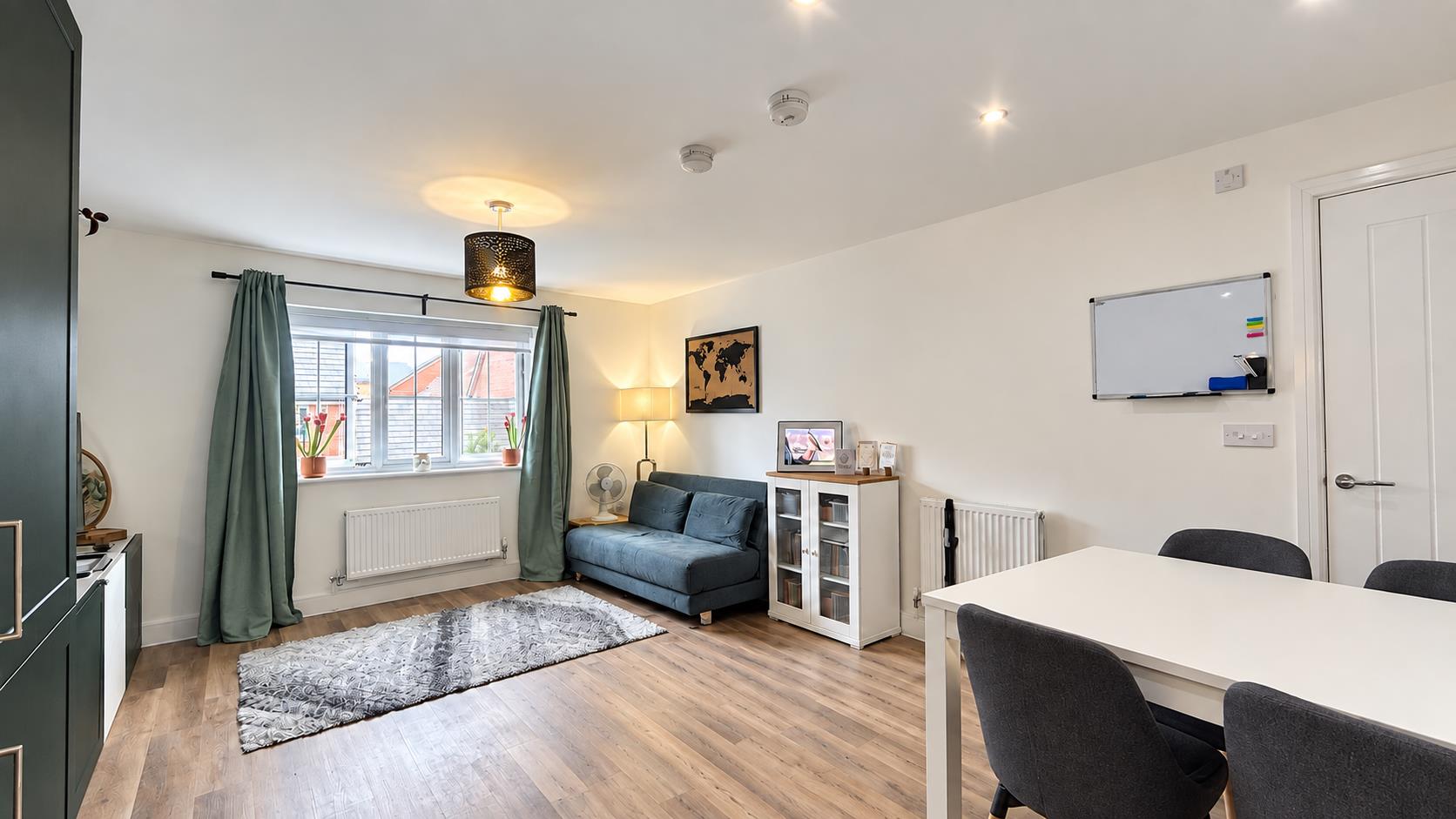 Santa Cruz Avenue, Newton Leys, Bletchley, Milton Keynes